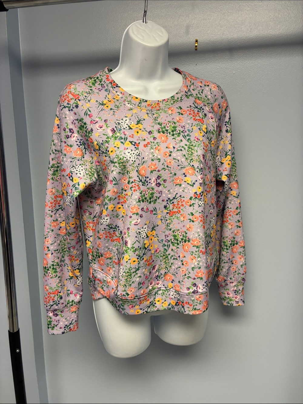 Elie Tahari scuba blouse. Sz S